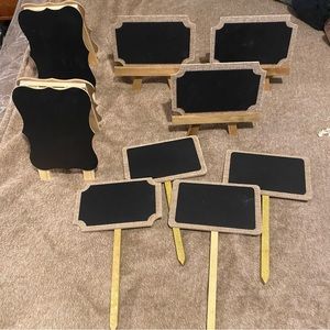 Tabletop chalkboard easels and picks